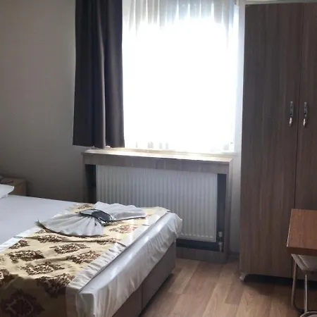 Fors Yeni Kapi Nocleg ze śniadaniem 3*